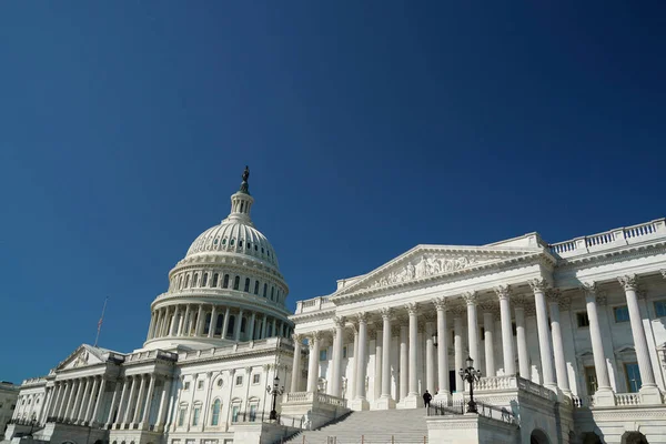 Dettaglio Washington Capitol Sullo Sfondo Cielo Blu Profondo — Foto Stock
