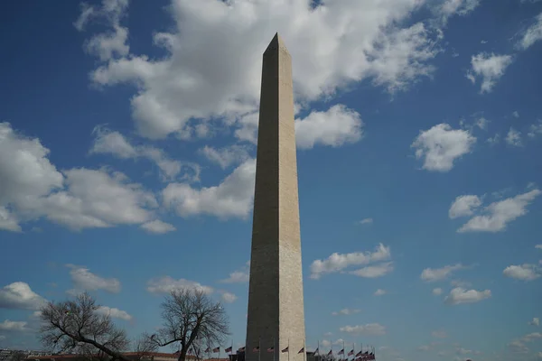 Детали Монумента Вашингтона Фоне Голубого Неба — стоковое фото