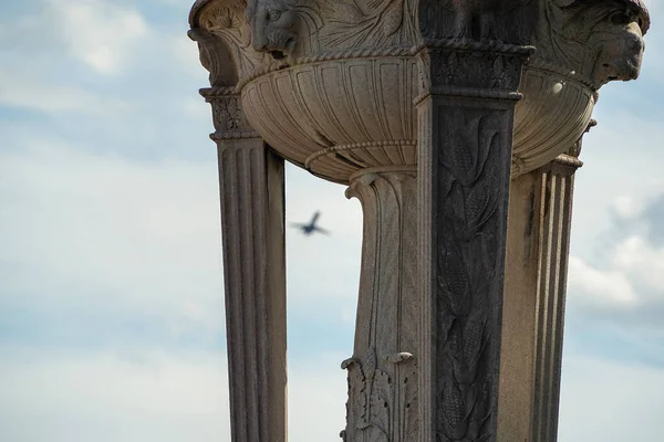 ワシントンDc上空の飛行機リンカーン記念館 — ストック写真