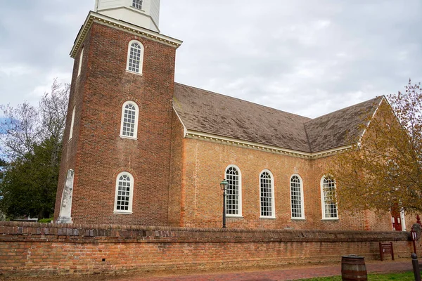 stock image Church Williamsburh Virgina historical houses USA