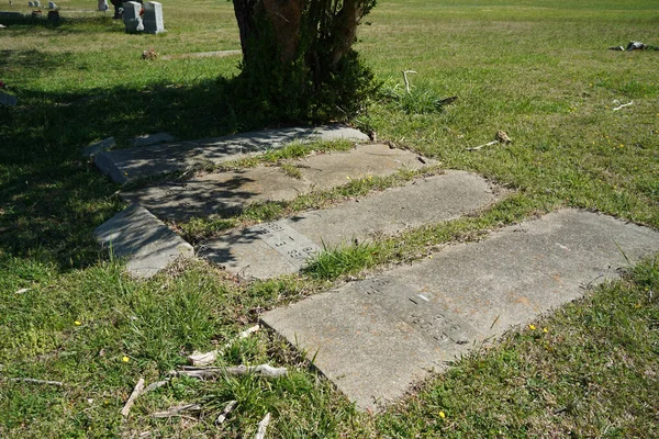 南北戦争の墓石アメリカ独立戦争の墓アメリカバージニア州ヨークタウンのイギリス兵開拓者 — ストック写真