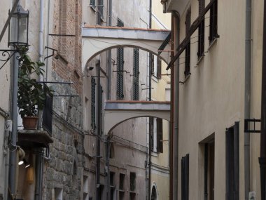 Eski Noli Ortaçağ Köyü Liguria İtalya 'sının dar sokakları