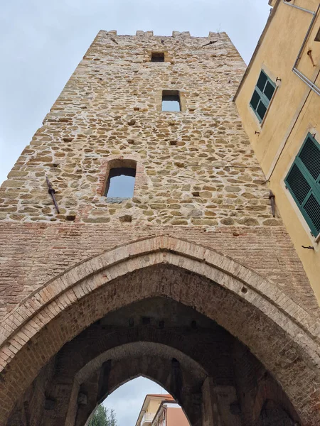 Óra Torony Régi Noli Középkori Falu Liguria Olaszország — Stock Fotó