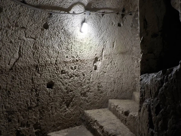 Catacombe Rifugio Antiaereo Guerra Mondiale Sotto Chiesa San Filippo Apostolo — Foto Stock