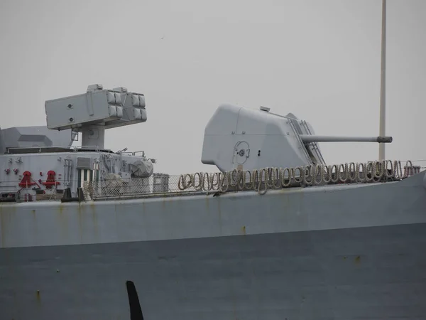 Detalhe Navio Guerra Moderno Com Míssil Rolling Airframe Canhão Battlecruiser — Fotografia de Stock