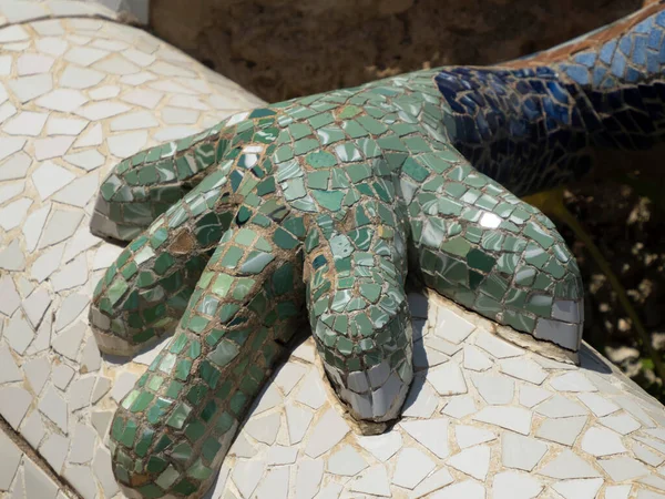Fuente Mosaico Gecko Barcelona Guell Parque España Gaudí Obra Maestra — Foto de Stock