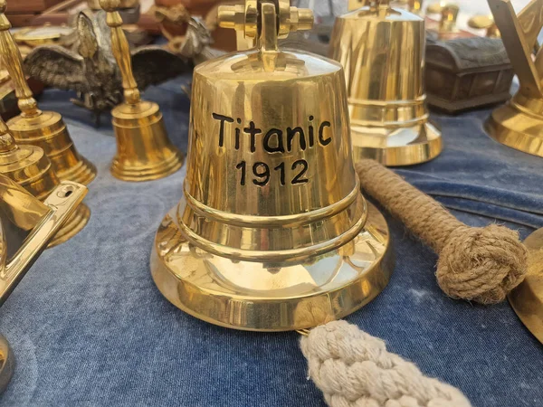 Titanic 1912 Bell Close Detail — Stock Photo, Image