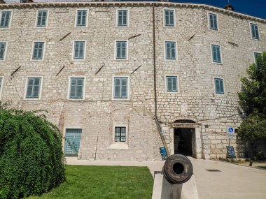 Hırvatistan 'ın dünya mirası sahası Sibenik' in ortaçağ köyü ayrıntıları