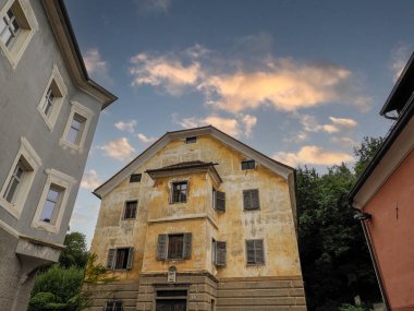 Brunico Brunek Ortaçağ Köyü detayları Val Pusteria Pustertal - Trentino Alto Adige Sudtirol Güney Tyrol İtalya, Avrupa