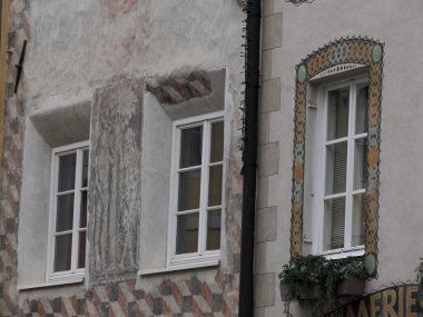 Brunico Brunek ortaçağ köy binası Val Pusteria Pustertal - Trentino Alto Adige Sudtirol Güney Tyrol İtalya, Avrupa