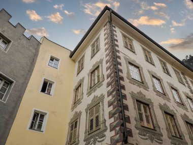 Brunico Brunek Ortaçağ Köyü detayları Val Pusteria Pustertal - Trentino Alto Adige Sudtirol Güney Tyrol İtalya, Avrupa