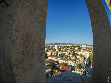 Bölünmüş Hırvatlar, Roma İmparatoru Diocletian 'ın eski kasaba sarayının kulesinden alınan hava görüntüsü.