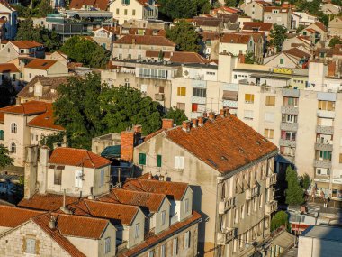 Bölünmüş Hırvatlar, Roma İmparatoru Diocletian 'ın eski kasaba sarayının kulesinden alınan hava görüntüsü.