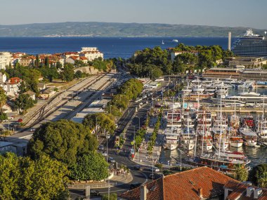 Bölünmüş Hırvatlar, Roma İmparatoru Diocletian 'ın eski kasaba sarayının kulesinden alınan hava görüntüsü.