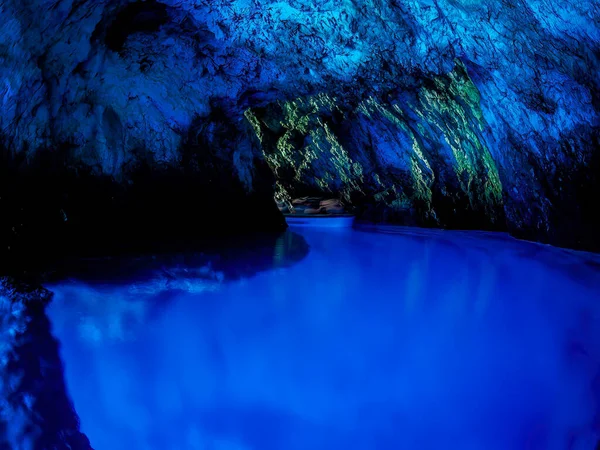 Dentro Caverna Azul Bisevo Vis Ilha Croácia Fotos De Bancos De Imagens