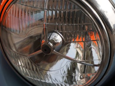 SANREMO, İtalya - 15 Ekim 2023 - Ospedaletti Devresi Tarihi Otomobil Uyanışı Ospedaletti caddelerinde düzenlenen bir yarışma