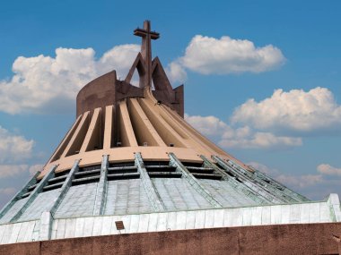 Meksika Şehri: Guadalupe Leydimizin yeni Bazilikası Kubbesi.