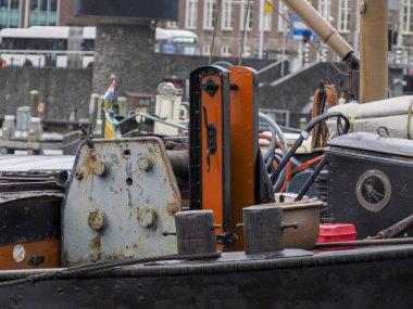 Amsterdam tarihi gemileri tekne detaylarını kapatın.