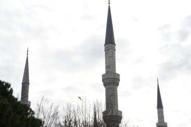 İstanbul, Türkiye 'deki Sultanahmet Mavi Camii - minareler kulesi