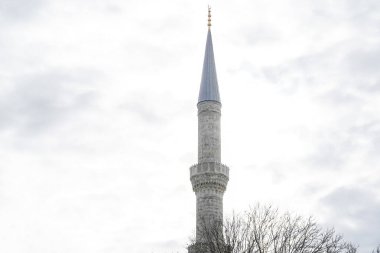 İstanbul, Türkiye 'deki Sultanahmet Mavi Camii - minareler kulesi