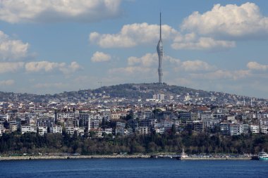 Topkapı Sarayı 'ndan Marmara deniz manzaralı İstanbul hindisi.