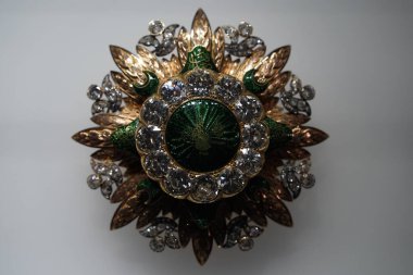 İSTANBUL - TURKEY - HAZİRAN 5 2024 - Topkapı Sarayı hazinesinin bir parçası Sultan 'a yapılan çeşitli bağışlarla birlikte