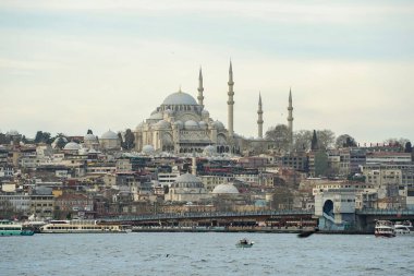 İstanbul 'dan yeni cami manzaralı Türkiye, Boğaz gezisi