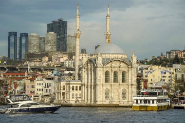 İstanbul 'dan Ortakoy Camii Manzarası, İstanbul Türkiye, İstanbul gezisi