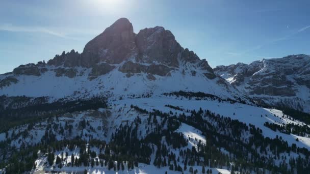 Sne Dolomitterne Udsigt Val Badia Vintersæsonen Panorama Landskab Drone Optagelser – Stock-video
