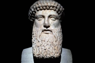 İSTANBUL, TURKEY - 7 Ocak 2024 - İstanbul Arkeoloji Müzesi. Herme.