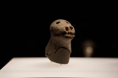 İSTANBUL, TURKEY - 7 Ocak 2024 - İstanbul Arkeoloji Müzesi. Troy Terracotta şehri