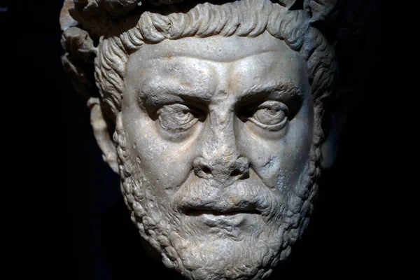 İSTANBUL, TURKEY - 7 Ocak 2024 - İstanbul Arkeoloji Müzesi. İmparator Diocletian