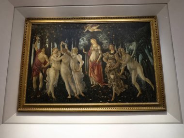 FLORENCE, İtalya - 24 Mart 2024 - Uffizi Galerisi Sandro Botticelli 'nin ilkbahardaki en önemli müzelerinden biri