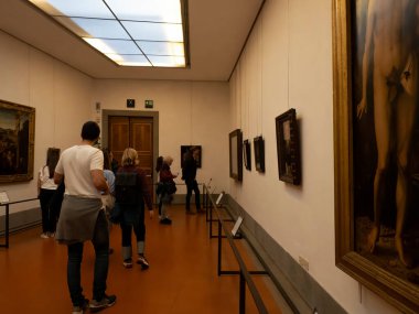 FLORENCE, İTALYA - 24 Mart 2024 Uffizi Galerisi dünyanın en önemli müzelerinden biri.