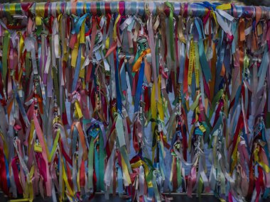 Aveiro Portekiz 'deki Portekiz Venedik köprüsünde aşk kurdeleleri