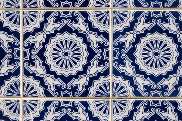 Aveiro, Portekiz, Portekiz fayansları Azulejo. Evin dış duvarlarını dekore etmek için geleneksel desen