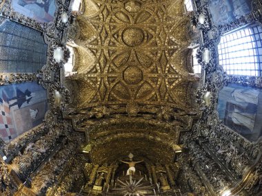 AVEIRO, PORTUGAL - 25 Nisan 2024 Şehir Müzesi Santa Joana 'daki kilise, daha önce Aveiro' daki İsa Manastırı olarak biliniyordu.