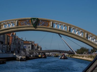 Aveiro pittoresk köy kanalları, Portekiz turizm beldeleri manzarası