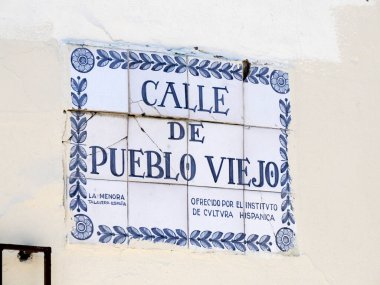 Bogota Kolombiya sokak tabelası De Pueblo viejo (eski köy sokağı)