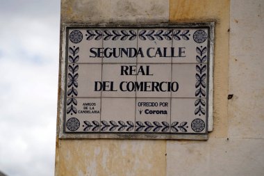 Bogota Kolombiya sokak tabelası Segunda, Real del Comercio (İkinci gerçek ticaret sokağı)