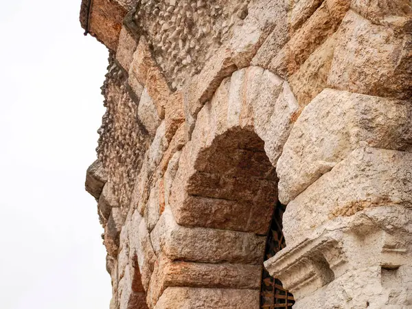 Arena di Verona - Dünya Mirası, I-III yüzyıl - Roma amfitiyatrosu - mimarinin ayrıntıları