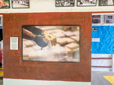 DORADAL, COLOMBIA - 07 Temmuz 2024 - Hacienda Napoles, Pablo Escobar 'ın bilinen malı, şimdi kurbanların anısına müze