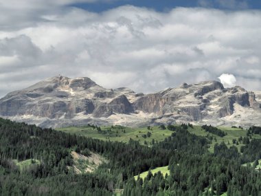 Sella Dağları Dolomite 'lar İtalya' da toplanır.