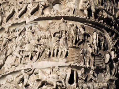 Roma 'daki Marcus Aurelius Sütunu.