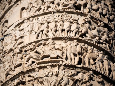 Roma 'daki Marcus Aurelius Sütunu.
