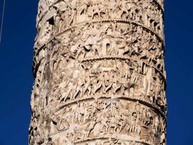 Roma 'daki Marcus Aurelius Sütunu.