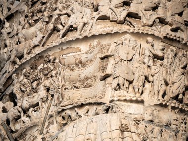 Roma 'daki Marcus Aurelius Sütunu.