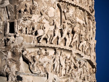 Roma 'daki Marcus Aurelius Sütunu.