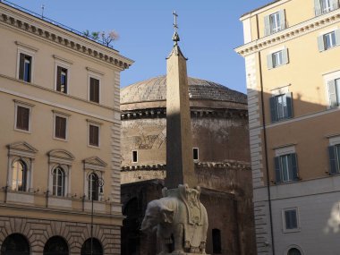 Roma 'daki Piazza della Minerva