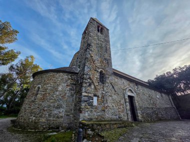Sestri Levante 'deki Saint Nicolo dell' Isola Kilisesi, Cenova, Liguria İtalya